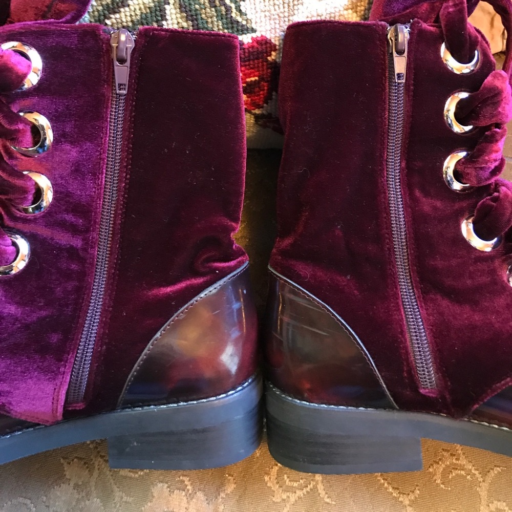 Rare Jeffrey Campbell Boots Velvet Lace Up - Gem
